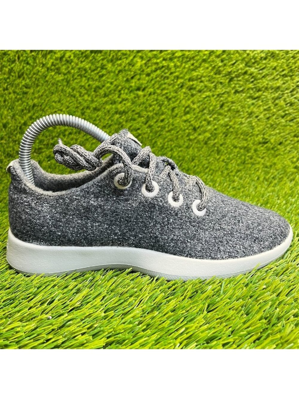 Allbirds Wool‎ Runners Womens Size 7 Gray White Casual Walking Shoes Sneakers
